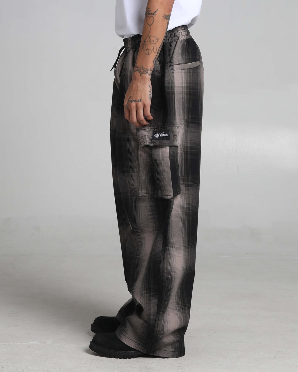 Black-Plaid
