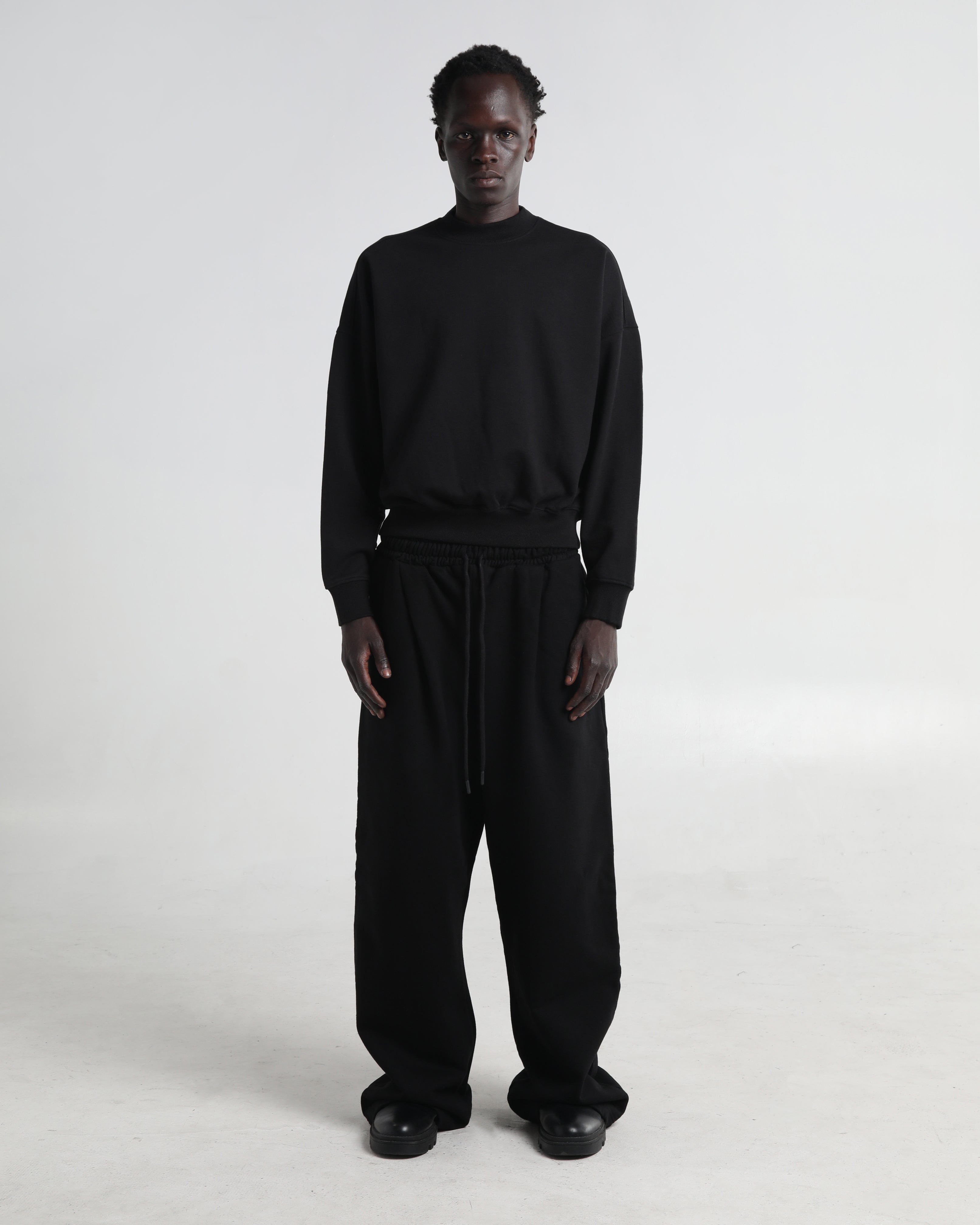 Cropped Crewneck