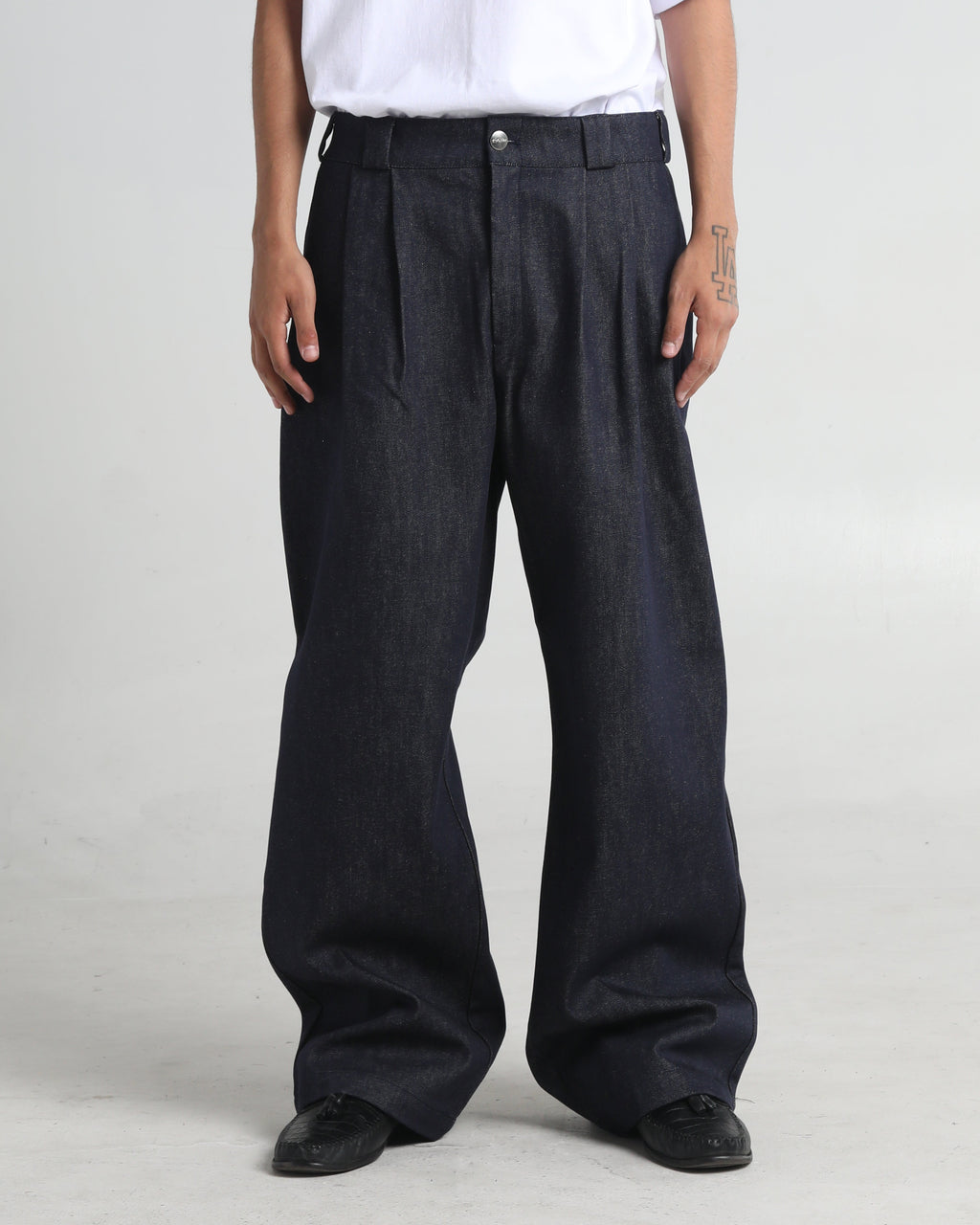 Raw Indigo