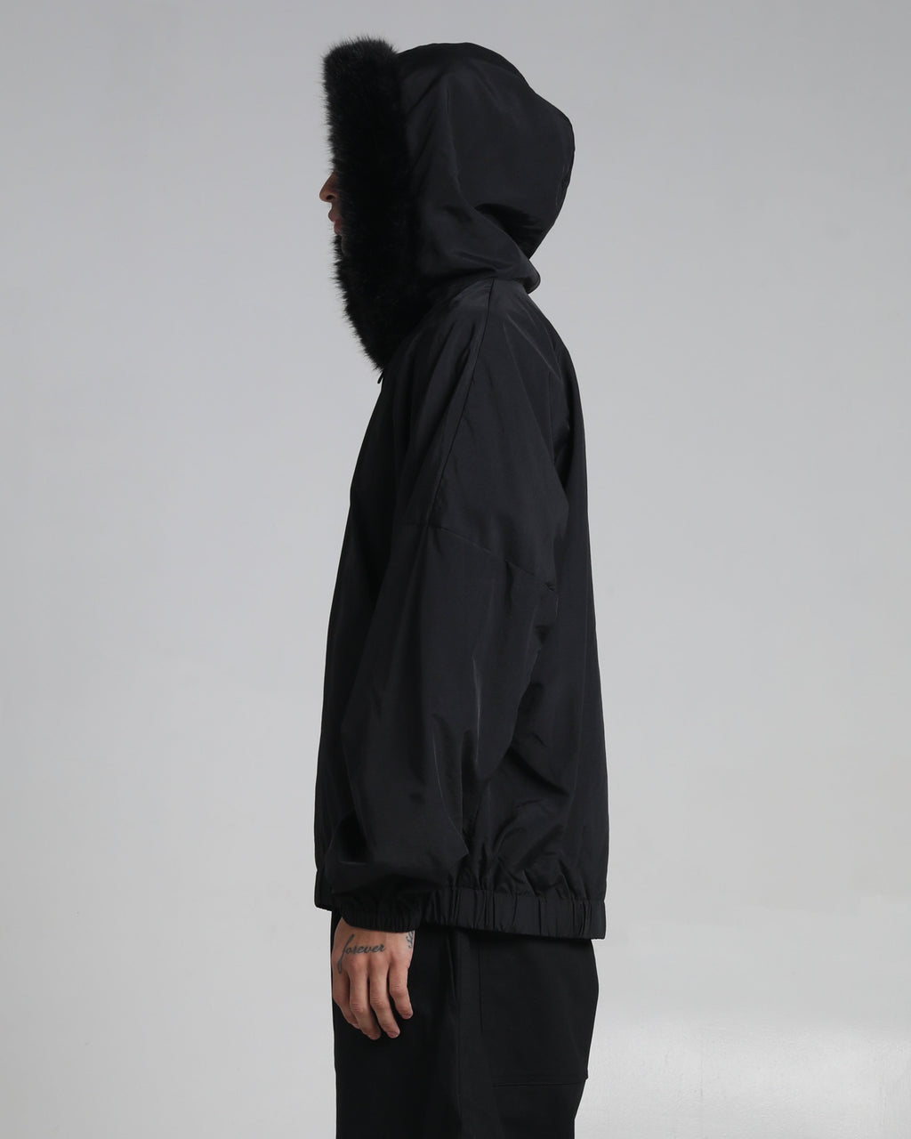 Black/Black