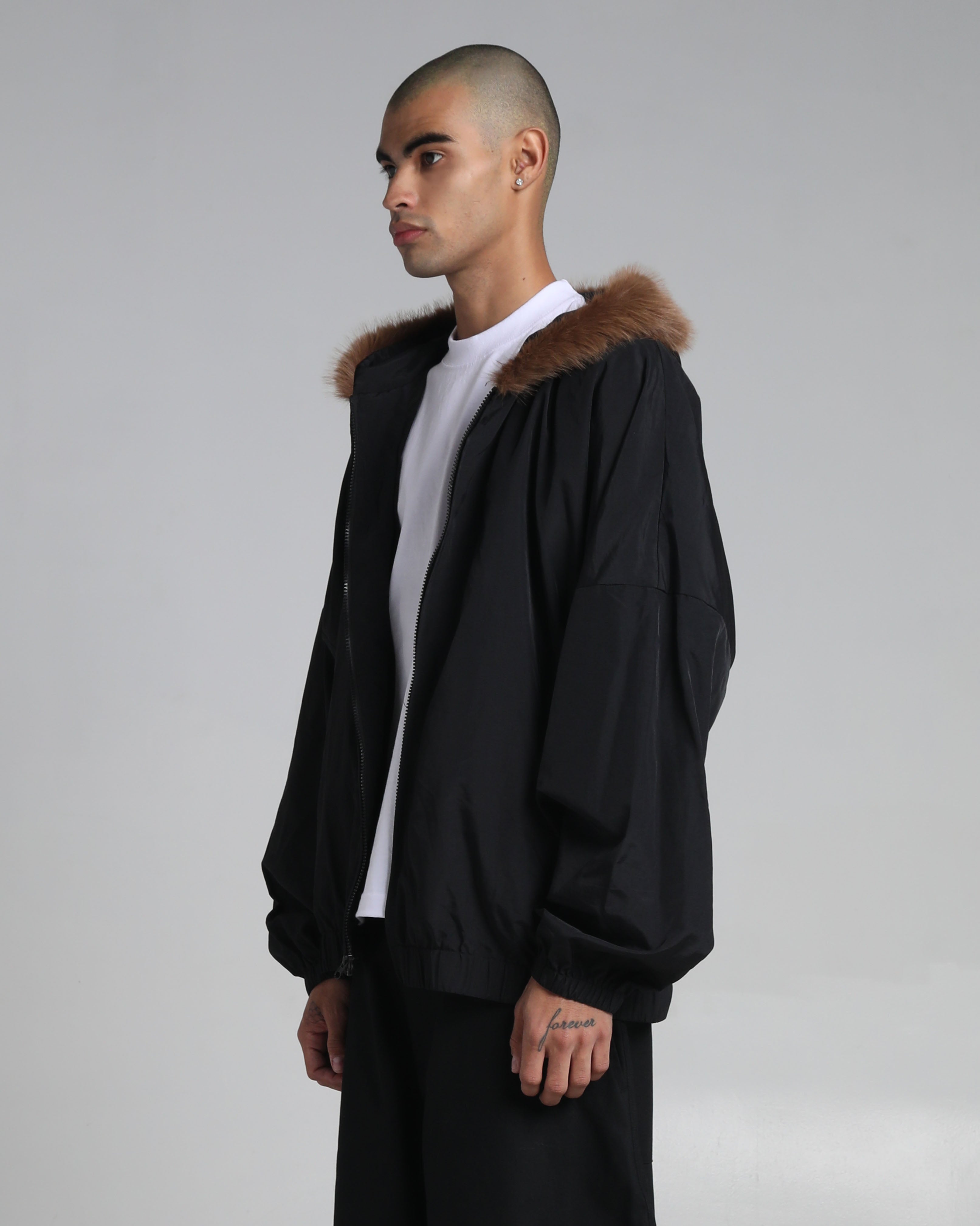 Black/Brown